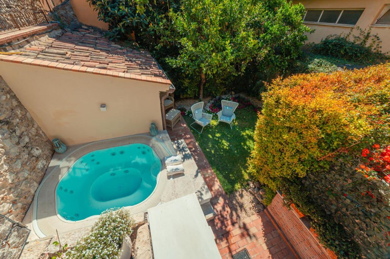 Private Villa At Villa Al Duomo タオルミーナ エクステリア 写真