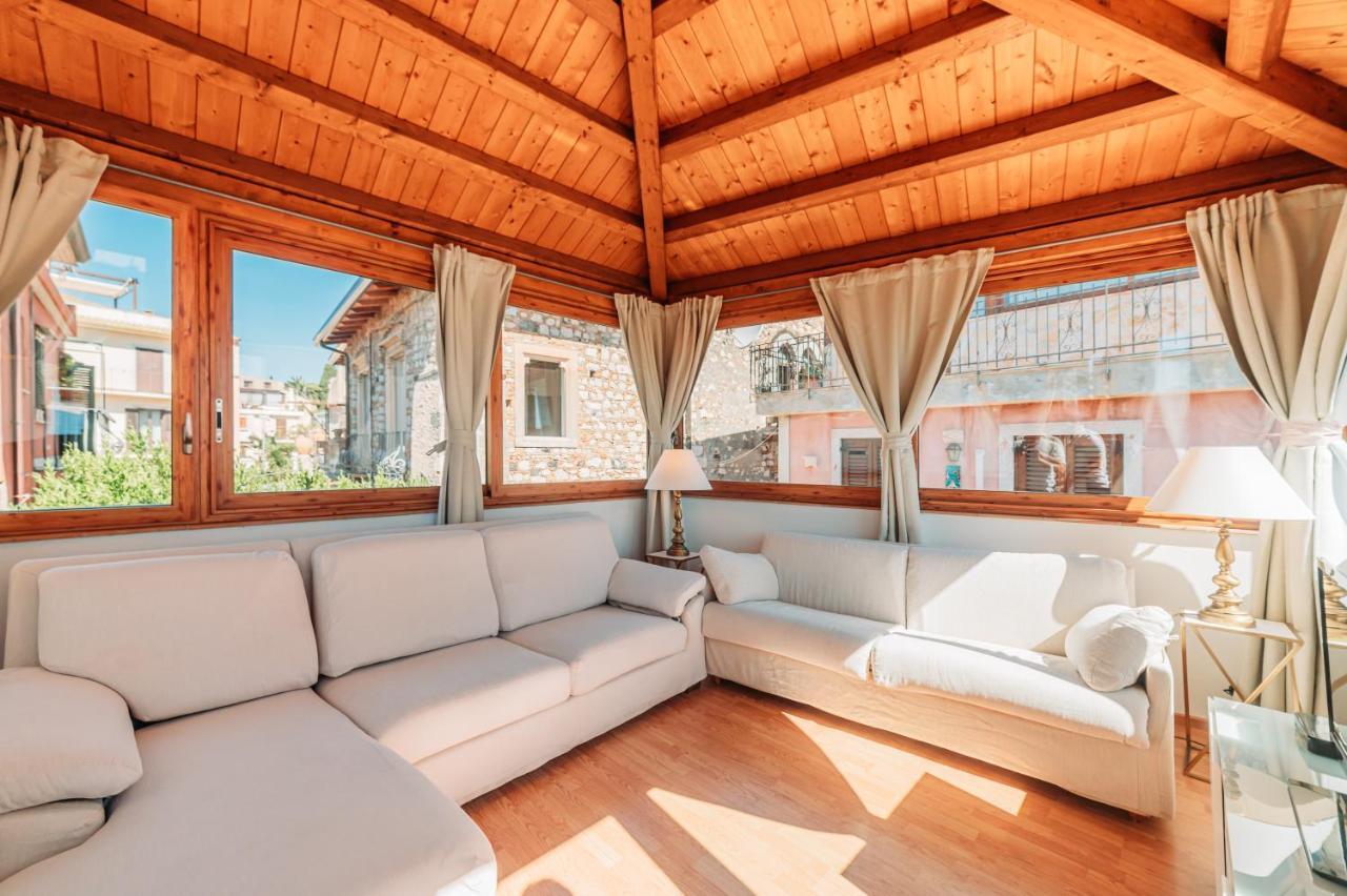 Private Villa At Villa Al Duomo タオルミーナ エクステリア 写真