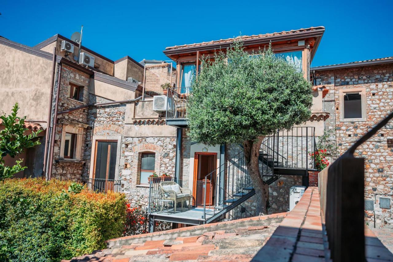 Private Villa At Villa Al Duomo タオルミーナ エクステリア 写真