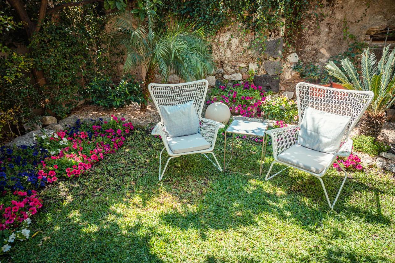 Private Villa At Villa Al Duomo タオルミーナ エクステリア 写真