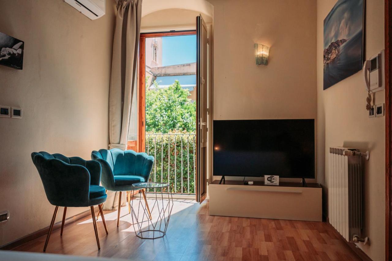 Private Villa At Villa Al Duomo タオルミーナ エクステリア 写真
