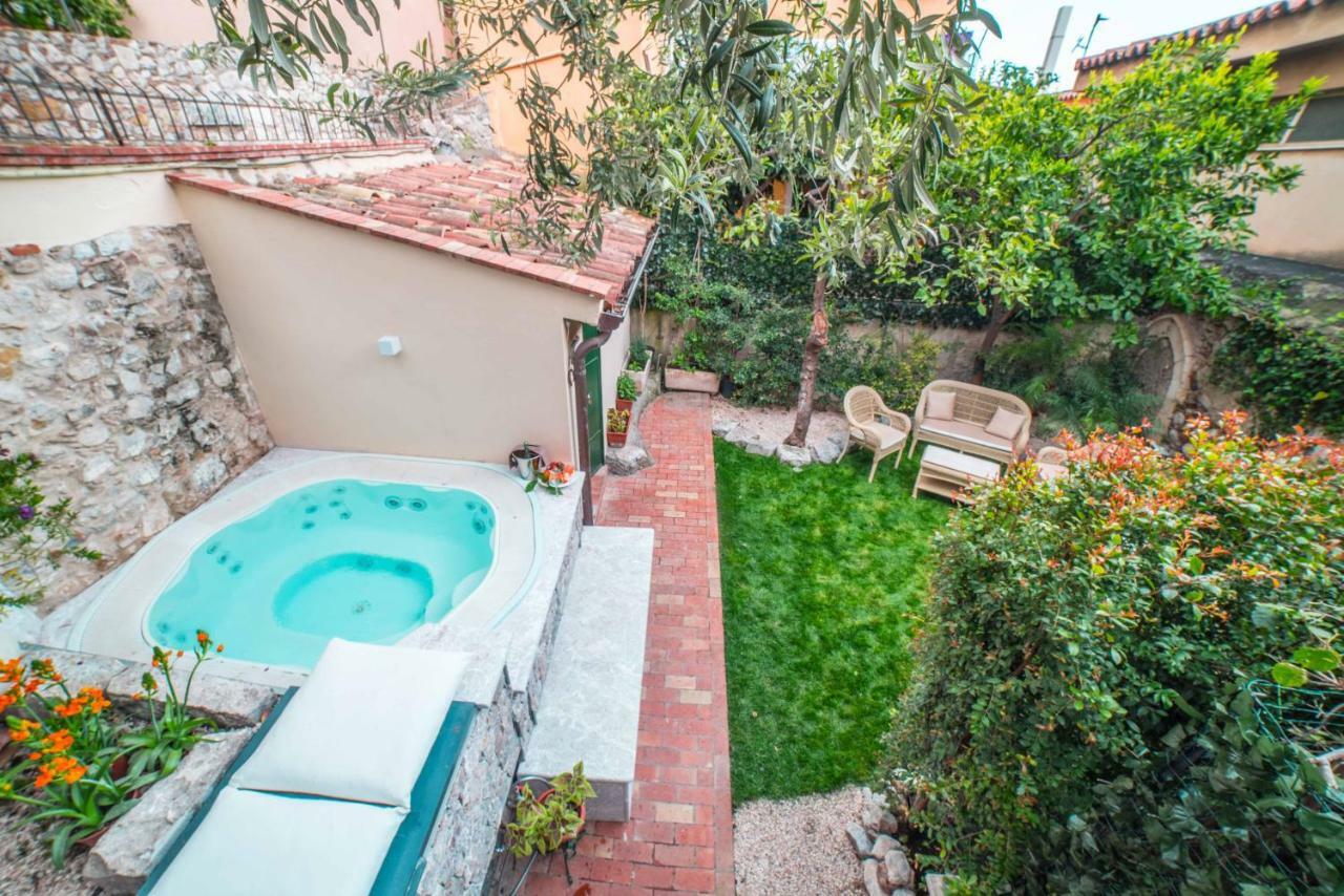 Private Villa At Villa Al Duomo タオルミーナ エクステリア 写真